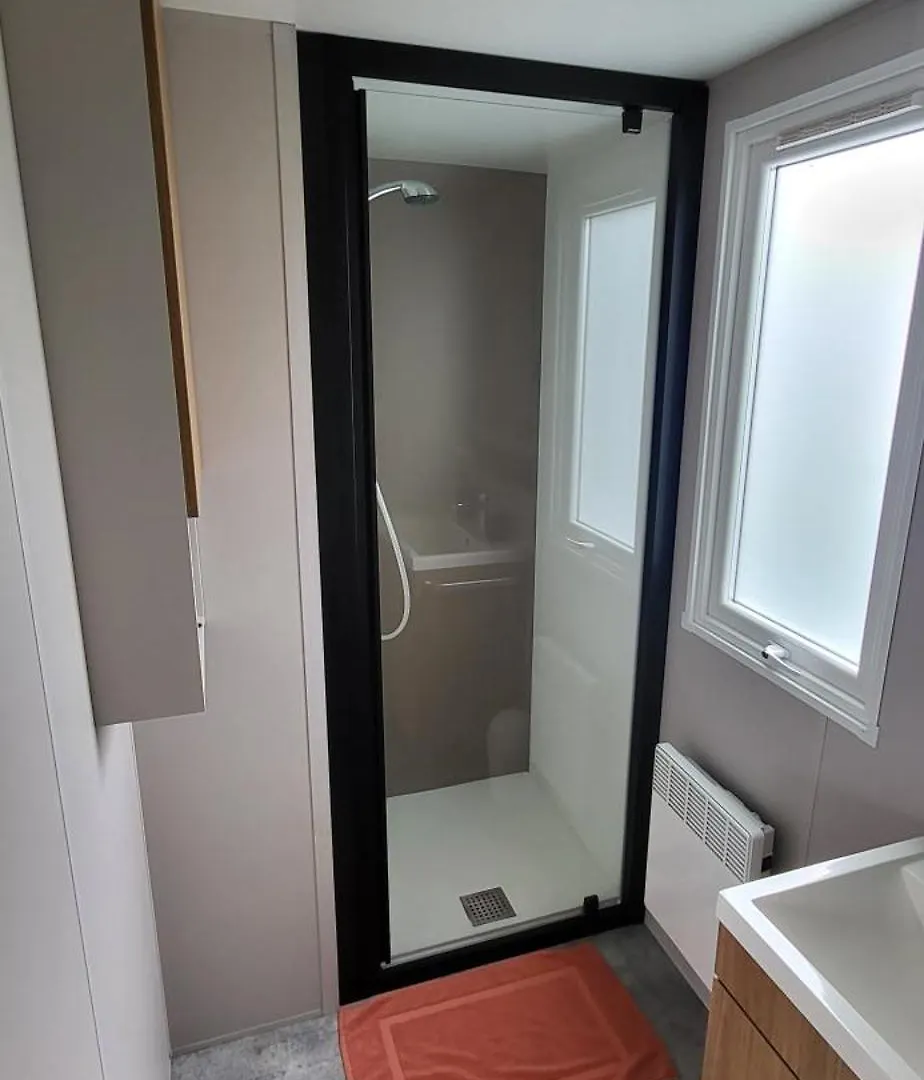 캠프장 Mobil-Home 28 M2, 2 Chambres Et Terrasse 두아르느네