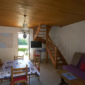  Hébergement de vacances Domaine De Kerleguer
